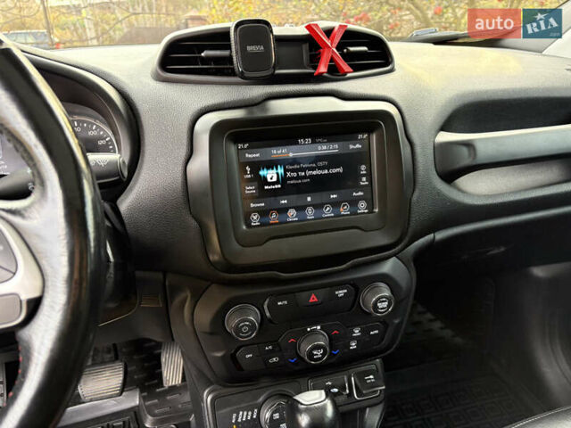 Чорний Джип Ренегат, об'ємом двигуна 2.36 л та пробігом 97 тис. км за 16100 $, фото 22 на Automoto.ua