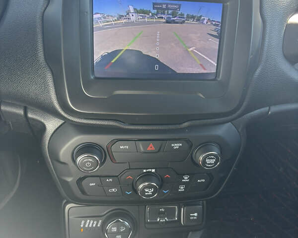 Черный Джип Ренегат, объемом двигателя 2.36 л и пробегом 95 тыс. км за 16000 $, фото 18 на Automoto.ua