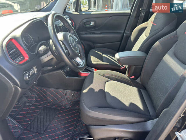 Черный Джип Ренегат, объемом двигателя 2.36 л и пробегом 95 тыс. км за 16000 $, фото 7 на Automoto.ua