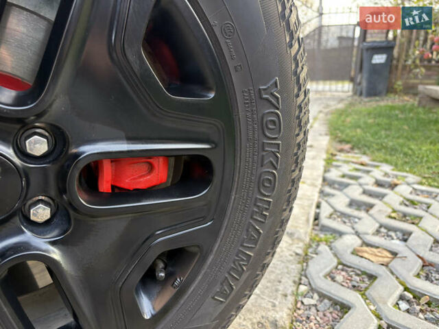 Чорний Джип Ренегат, об'ємом двигуна 2.36 л та пробігом 97 тис. км за 16100 $, фото 45 на Automoto.ua