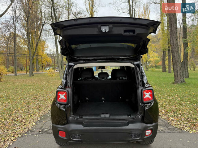 Чорний Джип Ренегат, об'ємом двигуна 2.4 л та пробігом 143 тис. км за 13500 $, фото 52 на Automoto.ua