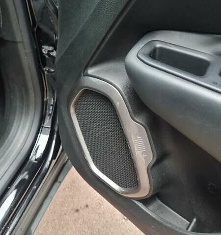 Черный Джип Ренегат, объемом двигателя 2.4 л и пробегом 118 тыс. км за 13900 $, фото 20 на Automoto.ua