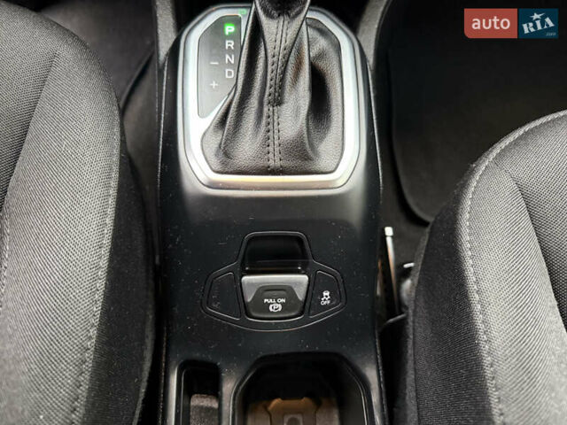 Чорний Джип Ренегат, об'ємом двигуна 2.4 л та пробігом 143 тис. км за 13500 $, фото 44 на Automoto.ua