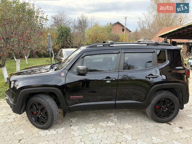 Чорний Джип Ренегат, об'ємом двигуна 2.36 л та пробігом 97 тис. км за 16100 $, фото 3 на Automoto.ua