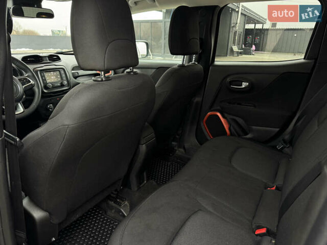 Черный Джип Ренегат, объемом двигателя 2.36 л и пробегом 244 тыс. км за 13300 $, фото 11 на Automoto.ua