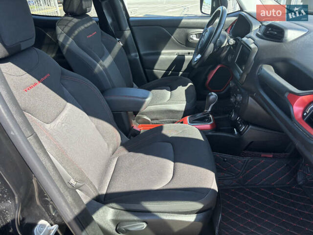 Черный Джип Ренегат, объемом двигателя 2.36 л и пробегом 95 тыс. км за 16000 $, фото 14 на Automoto.ua