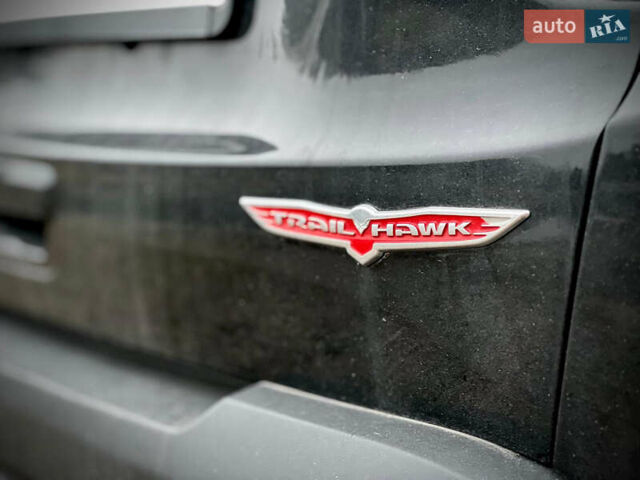 Черный Джип Ренегат, объемом двигателя 2.36 л и пробегом 110 тыс. км за 18300 $, фото 2 на Automoto.ua