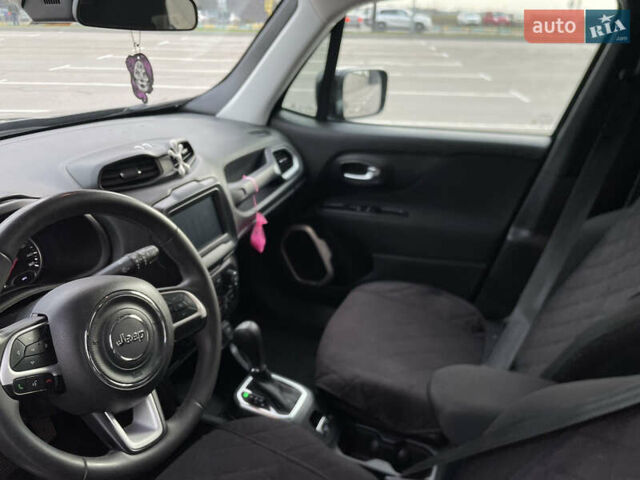 Черный Джип Ренегат, объемом двигателя 2.36 л и пробегом 165 тыс. км за 11700 $, фото 4 на Automoto.ua