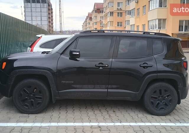 Чорний Джип Ренегат, об'ємом двигуна 2.36 л та пробігом 171 тис. км за 13600 $, фото 3 на Automoto.ua