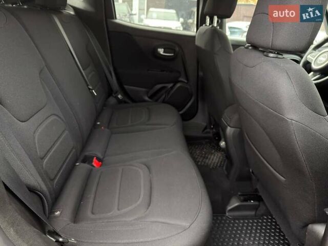 Чорний Джип Ренегат, об'ємом двигуна 2.36 л та пробігом 48 тис. км за 14800 $, фото 14 на Automoto.ua