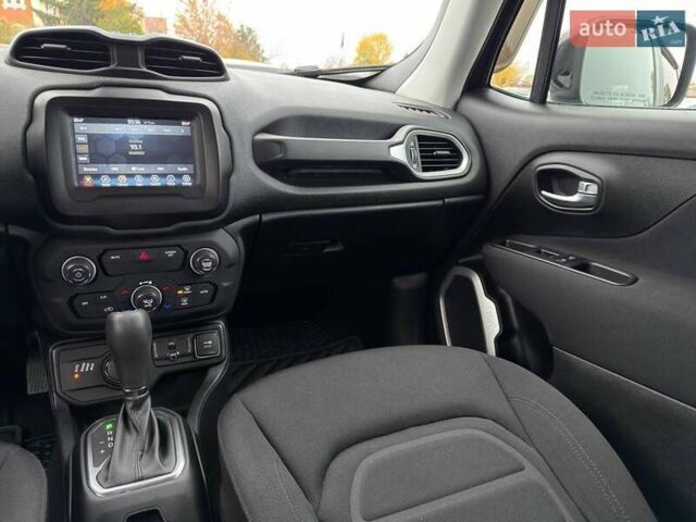 Чорний Джип Ренегат, об'ємом двигуна 2.36 л та пробігом 48 тис. км за 14800 $, фото 24 на Automoto.ua