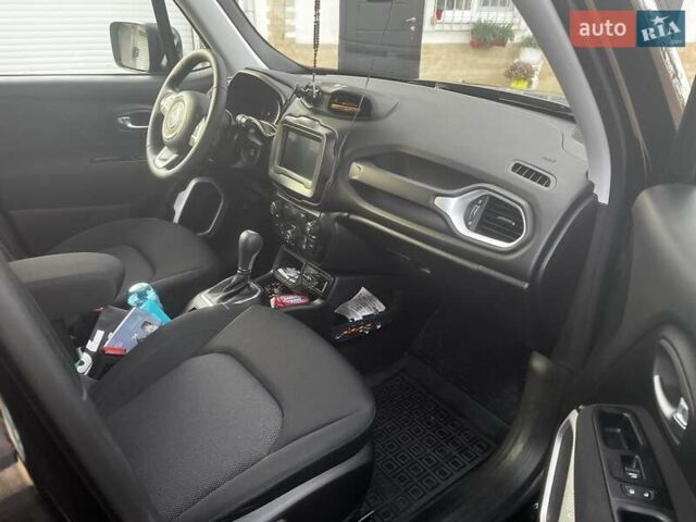 Чорний Джип Ренегат, об'ємом двигуна 2.36 л та пробігом 71 тис. км за 13999 $, фото 11 на Automoto.ua