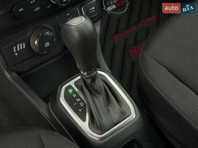 Чорний Джип Ренегат, об'ємом двигуна 2.36 л та пробігом 48 тис. км за 14800 $, фото 34 на Automoto.ua