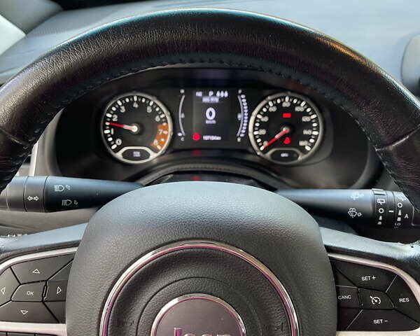 Черный Джип Ренегат, объемом двигателя 2.36 л и пробегом 109 тыс. км за 14850 $, фото 5 на Automoto.ua