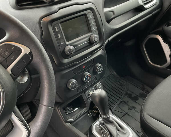 Черный Джип Ренегат, объемом двигателя 2.36 л и пробегом 150 тыс. км за 13500 $, фото 23 на Automoto.ua