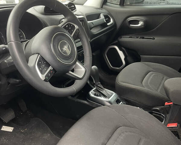 Черный Джип Ренегат, объемом двигателя 2.4 л и пробегом 149 тыс. км за 9500 $, фото 5 на Automoto.ua