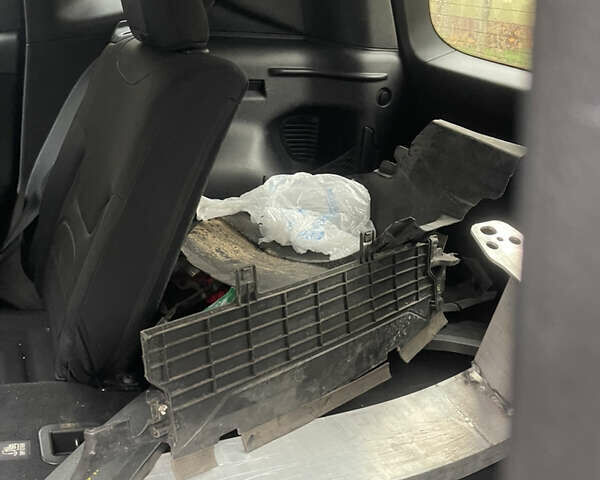 Черный Джип Ренегат, объемом двигателя 2.4 л и пробегом 149 тыс. км за 9500 $, фото 6 на Automoto.ua