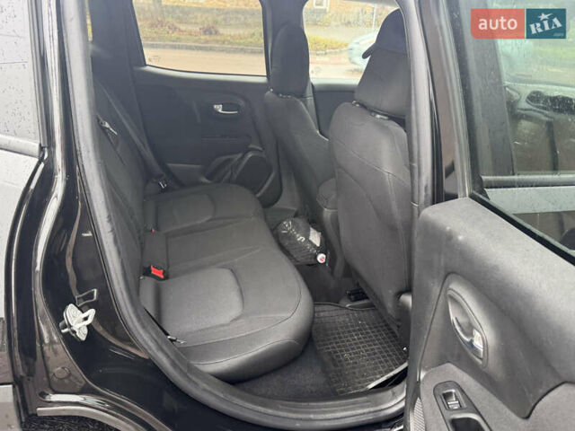 Черный Джип Ренегат, объемом двигателя 2.4 л и пробегом 160 тыс. км за 13300 $, фото 5 на Automoto.ua