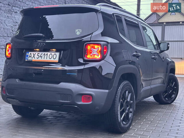 Чорний Джип Ренегат, об'ємом двигуна 2.4 л та пробігом 118 тис. км за 15500 $, фото 20 на Automoto.ua