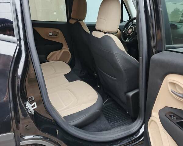 Черный Джип Ренегат, объемом двигателя 0 л и пробегом 110 тыс. км за 14000 $, фото 18 на Automoto.ua