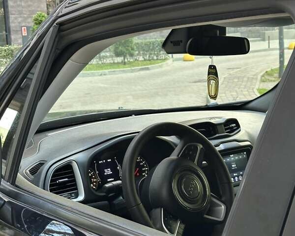 Чорний Джип Ренегат, об'ємом двигуна 2.36 л та пробігом 167 тис. км за 13999 $, фото 15 на Automoto.ua