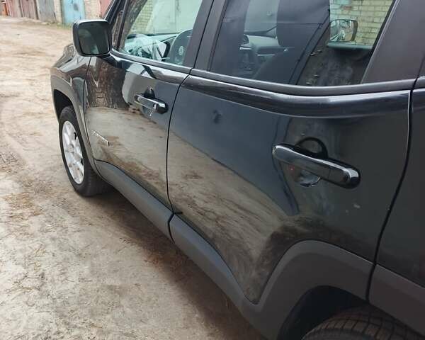 Черный Джип Ренегат, объемом двигателя 0 л и пробегом 110 тыс. км за 14000 $, фото 7 на Automoto.ua