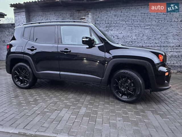 Чорний Джип Ренегат, об'ємом двигуна 2.4 л та пробігом 118 тис. км за 15500 $, фото 12 на Automoto.ua