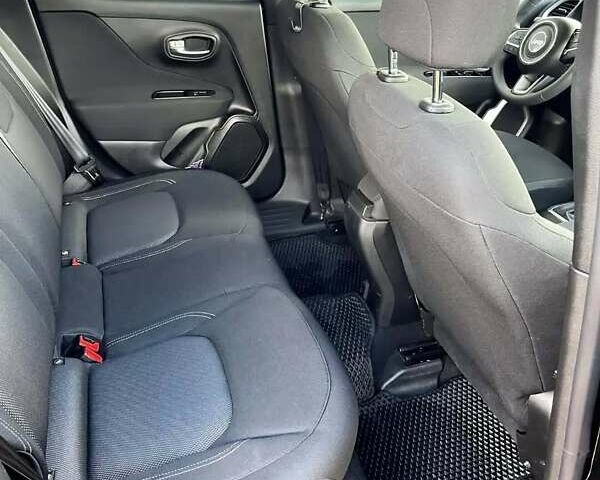 Черный Джип Ренегат, объемом двигателя 2.4 л и пробегом 72 тыс. км за 16450 $, фото 7 на Automoto.ua