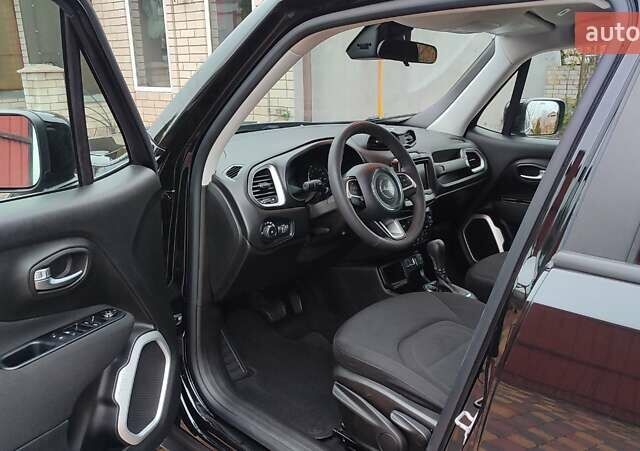 Чорний Джип Ренегат, об'ємом двигуна 2.4 л та пробігом 117 тис. км за 13999 $, фото 28 на Automoto.ua