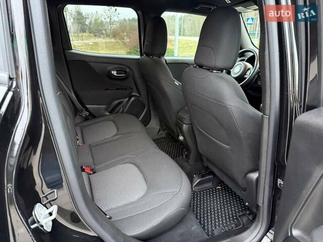 Чорний Джип Ренегат, об'ємом двигуна 2.36 л та пробігом 43 тис. км за 16850 $, фото 39 на Automoto.ua