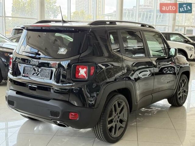 Черный Джип Ренегат, объемом двигателя 0 л и пробегом 35 тыс. км за 15500 $, фото 2 на Automoto.ua