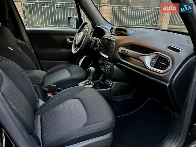 Черный Джип Ренегат, объемом двигателя 2.4 л и пробегом 46 тыс. км за 17800 $, фото 17 на Automoto.ua