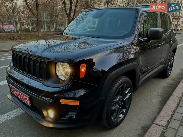 Черный Джип Ренегат, объемом двигателя 0 л и пробегом 46 тыс. км за 17800 $, фото 1 на Automoto.ua