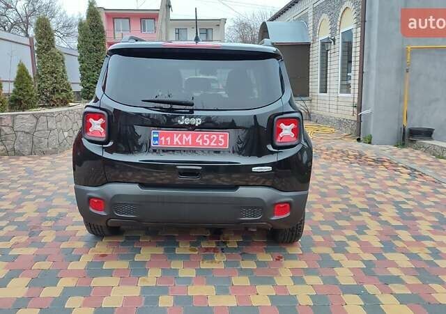 Чорний Джип Ренегат, об'ємом двигуна 2.4 л та пробігом 117 тис. км за 13999 $, фото 10 на Automoto.ua