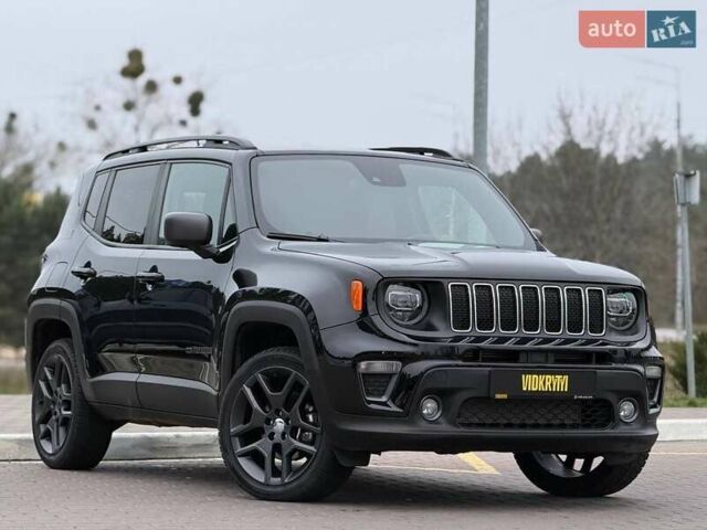 Чорний Джип Ренегат, об'ємом двигуна 2.36 л та пробігом 43 тис. км за 16850 $, фото 6 на Automoto.ua