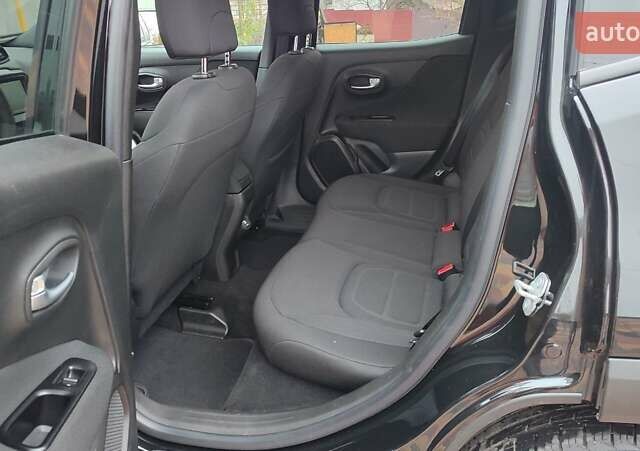 Чорний Джип Ренегат, об'ємом двигуна 2.4 л та пробігом 117 тис. км за 13999 $, фото 25 на Automoto.ua