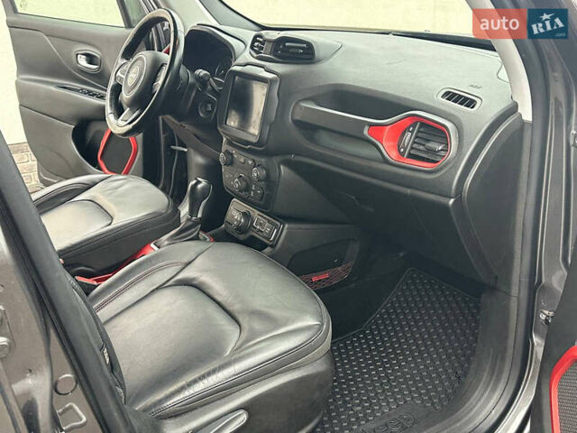 Коричневый Джип Ренегат, объемом двигателя 1.3 л и пробегом 157 тыс. км за 16400 $, фото 42 на Automoto.ua