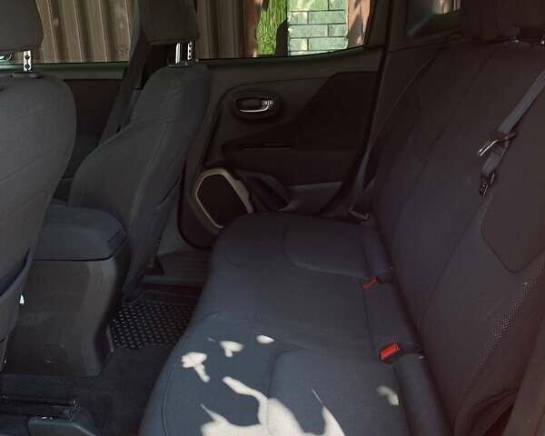 Красный Джип Ренегат, объемом двигателя 2.36 л и пробегом 200 тыс. км за 11300 $, фото 13 на Automoto.ua