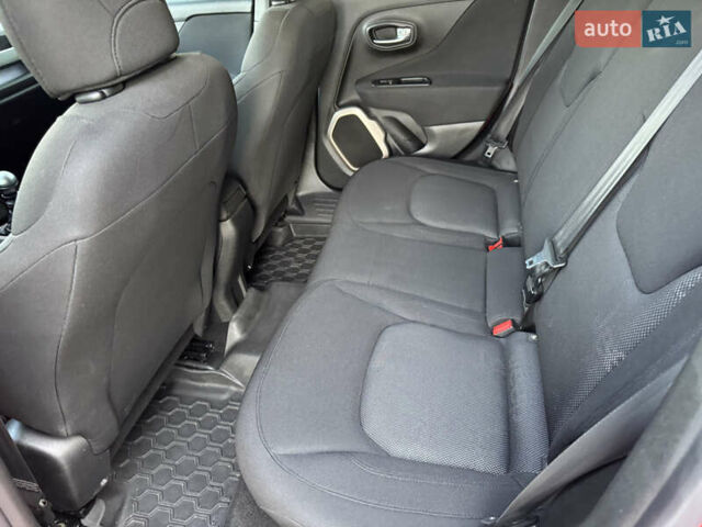 Красный Джип Ренегат, объемом двигателя 1.4 л и пробегом 67 тыс. км за 11450 $, фото 15 на Automoto.ua