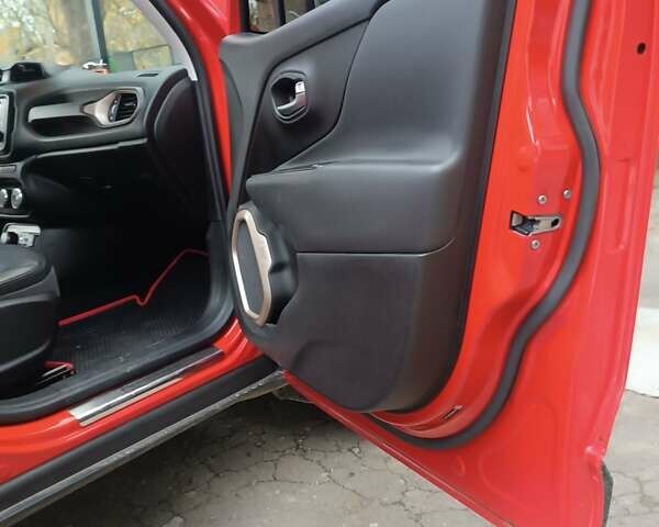 Червоний Джип Ренегат, об'ємом двигуна 2.36 л та пробігом 119 тис. км за 14000 $, фото 32 на Automoto.ua