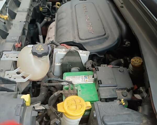 Червоний Джип Ренегат, об'ємом двигуна 2.36 л та пробігом 119 тис. км за 14000 $, фото 36 на Automoto.ua