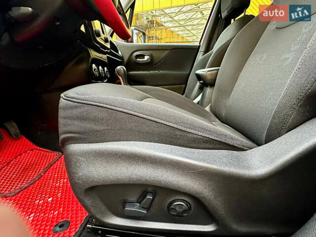 Красный Джип Ренегат, объемом двигателя 2.36 л и пробегом 88 тыс. км за 10900 $, фото 46 на Automoto.ua