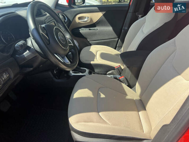 Красный Джип Ренегат, объемом двигателя 2.4 л и пробегом 71 тыс. км за 14900 $, фото 5 на Automoto.ua