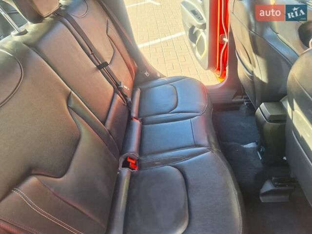 Красный Джип Ренегат, объемом двигателя 2.36 л и пробегом 170 тыс. км за 11750 $, фото 80 на Automoto.ua