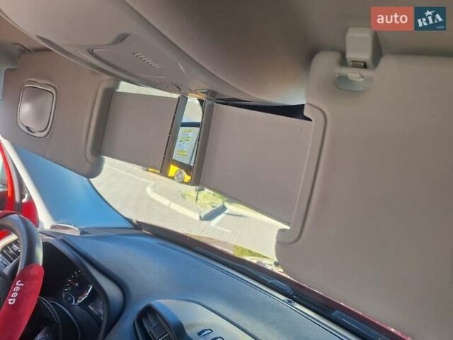 Красный Джип Ренегат, объемом двигателя 2.36 л и пробегом 170 тыс. км за 11750 $, фото 88 на Automoto.ua
