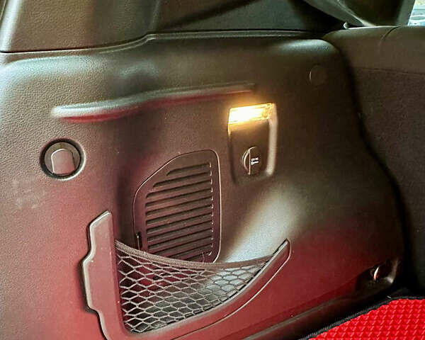 Красный Джип Ренегат, объемом двигателя 2.36 л и пробегом 88 тыс. км за 10900 $, фото 49 на Automoto.ua