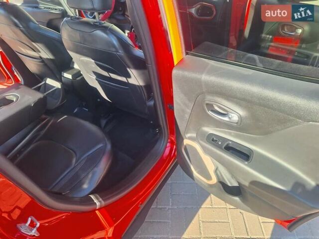 Красный Джип Ренегат, объемом двигателя 2.36 л и пробегом 170 тыс. км за 11750 $, фото 73 на Automoto.ua