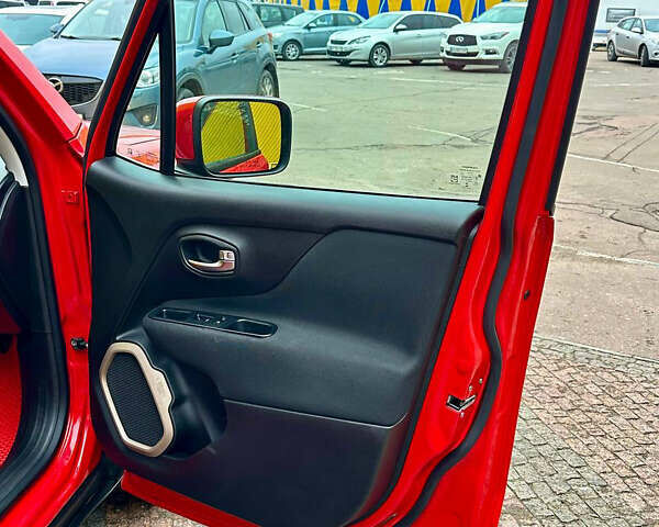 Красный Джип Ренегат, объемом двигателя 2.36 л и пробегом 88 тыс. км за 10900 $, фото 33 на Automoto.ua