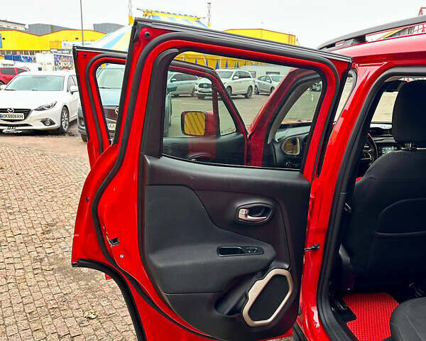 Красный Джип Ренегат, объемом двигателя 2.36 л и пробегом 88 тыс. км за 10900 $, фото 28 на Automoto.ua