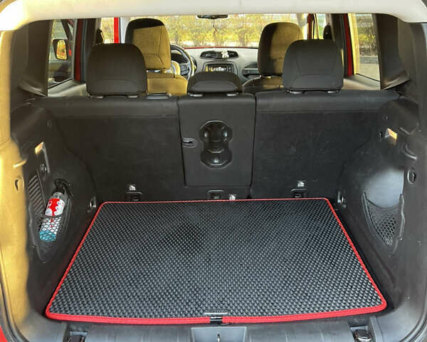 Красный Джип Ренегат, объемом двигателя 2.36 л и пробегом 147 тыс. км за 12100 $, фото 19 на Automoto.ua